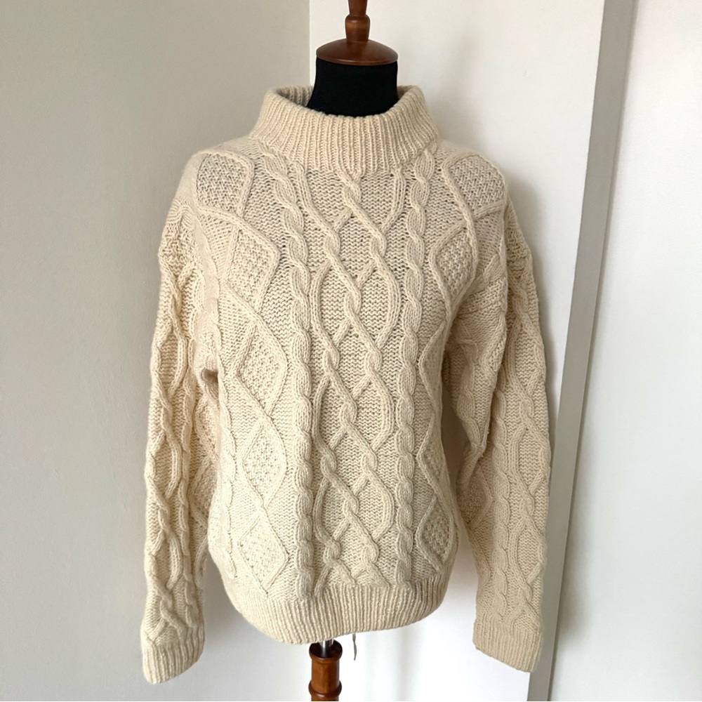 GRANITE ISLAND Women’s Cozy Cream Cable Knit Sweater 100% Pure Wool - L